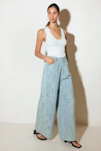 Load image into Gallery viewer, WALK ON THE BRIGHT SIDE TANK TOP
