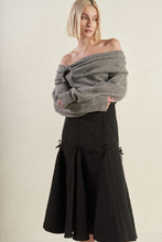 Load image into Gallery viewer, QUIET MOMENTS SWEATER TOP
