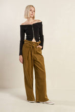 Load image into Gallery viewer, CHANGE OF PACE SWEATER TOP
