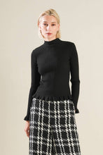 Load image into Gallery viewer, KISS ME IN THE MORNING SWEATER TOP
