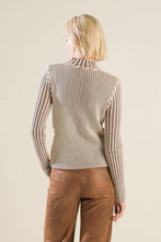 Load image into Gallery viewer, CANDID LOVE SWEATER TOP
