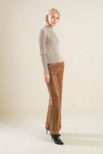 Load image into Gallery viewer, CANDID LOVE SWEATER TOP
