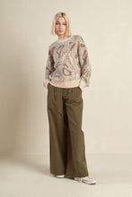 Load image into Gallery viewer, PROMINENT CHARM PULLOVER SWEATER TOP
