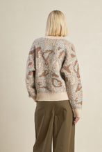 Load image into Gallery viewer, PROMINENT CHARM PULLOVER SWEATER TOP
