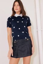 Load image into Gallery viewer, SIDEWALK CAFÉ NAVY SWEATER KNIT TOP
