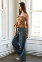 Load image into Gallery viewer, DARLING IMAGE WOVEN TOP
