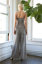 Load image into Gallery viewer, SLEEK ESSENCE DENIM TOP

