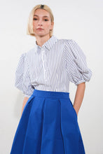 Load image into Gallery viewer, DYNAMIC LOVE WOVEN TOP
