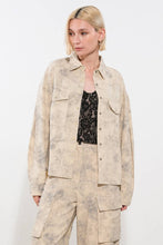 Load image into Gallery viewer, IN THE SPOTLIGHT WOVEN TOP
