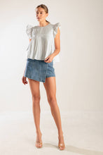 Load image into Gallery viewer, MEMORIES IN FOCUS WHITE WOVEN TOP
