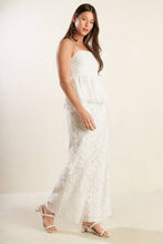 Load image into Gallery viewer, WE TRUST YOU WOVEN LACE TOP
