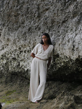 Load image into Gallery viewer, Harlow Top - Oatmeal
