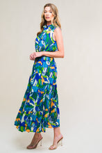 Load image into Gallery viewer, PRISTINE CHICNESS WOVEN MIDI DRESS
