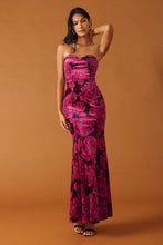Load image into Gallery viewer, FALLING INTO PLACE VELVET MAXI DRESS
