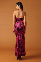 Load image into Gallery viewer, FALLING INTO PLACE VELVET MAXI DRESS
