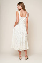 Load image into Gallery viewer, DAFFODILS &amp; DAYDREAMS WOVEN LACE MIDI DRESS
