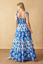 Load image into Gallery viewer, GLAMOUR IN MOTION WOVEN MAXI DRESS
