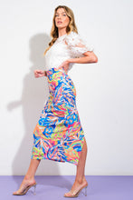 Load image into Gallery viewer, SWEETIE STATUS PONTI PENCIL SKIRT
