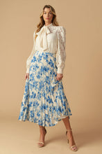 Load image into Gallery viewer, STARS IN MY HEART WOVEN MIDI SKIRT
