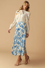 Load image into Gallery viewer, STARS IN MY HEART WOVEN MIDI SKIRT
