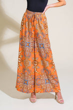 Load image into Gallery viewer, COUNTRYSIDE CHARM WOVEN PANTS
