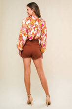 Load image into Gallery viewer, THE WAY OUT TWILL SKORT
