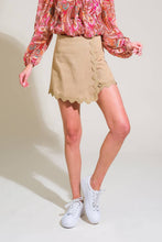 Load image into Gallery viewer, ALL THE SAME WOVEN SKORT
