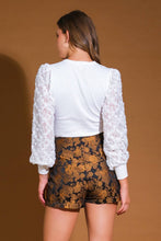 Load image into Gallery viewer, IN THE CHORUS WOVEN SKORT
