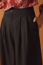 Load image into Gallery viewer, SWEET REMINISCENCE WOVEN WIDE LEG PANTS
