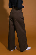 Load image into Gallery viewer, PACK YOUR BAGS WOVEN PANTS
