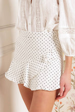Load image into Gallery viewer, MAKES ME SMILE WOVEN SKORT
