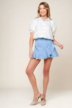 Load image into Gallery viewer, MOMENT OF CLARITY LIGHT INDIGO WOVEN SKORT
