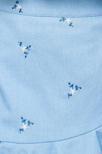 Load image into Gallery viewer, MOMENT OF CLARITY LIGHT INDIGO WOVEN SKORT
