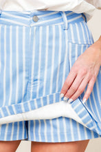 Load image into Gallery viewer, VALERIA POWDER BLUE WOVEN SKORT
