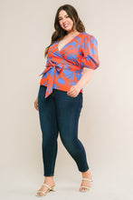 Load image into Gallery viewer, SIGN ME UP WOVEN TOP

