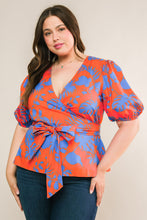 Load image into Gallery viewer, SIGN ME UP WOVEN TOP
