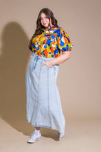 Load image into Gallery viewer, HEART ON DISPLAY WOVEN TOP
