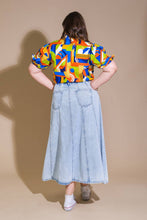 Load image into Gallery viewer, HEART ON DISPLAY WOVEN TOP
