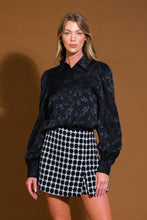 Load image into Gallery viewer, INCREDIBLE LOVE JACQUARD WOVEN TOP
