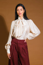 Load image into Gallery viewer, STUNNING  ASPECT WOVEN TOP
