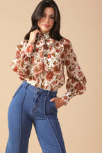Load image into Gallery viewer, MEMORIES IN FOCUS WOVEN BLOUSE
