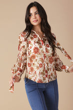 Load image into Gallery viewer, MEMORIES IN FOCUS WOVEN BLOUSE
