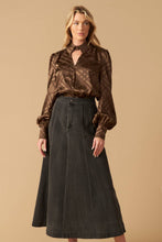 Load image into Gallery viewer, THE ART OF BALANCE WOVEN SATIN TOP
