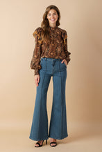 Load image into Gallery viewer, DREAM WEAVER WOVEN TOP
