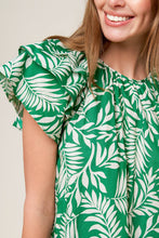 Load image into Gallery viewer, ROAMING AROUND GREEN WOVEN TOP
