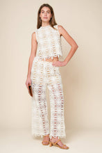 Load image into Gallery viewer, MEMORABLE FLIRT WOVEN LACE TOP
