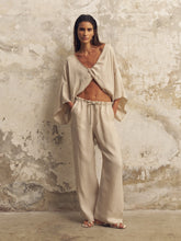 Load image into Gallery viewer, Lucid Knot Top - Sand

