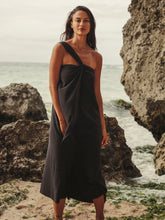 Load image into Gallery viewer, Pia Maxi Dress - Black

