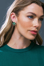 Load image into Gallery viewer, GREEN STARBURST FAN STUD EARRINGS
