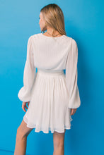 Load image into Gallery viewer, DAY IN THE CITY WOVEN MINI DRESS
